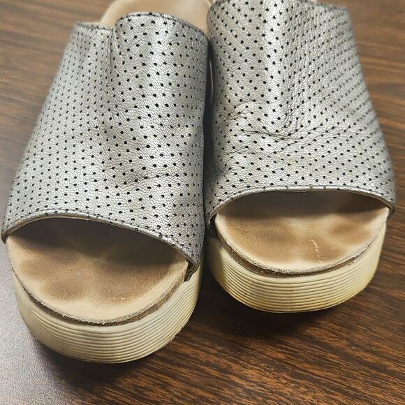 FLY London Metallic Perforated Slide Sandals Size 39 - Picture 2 of 9